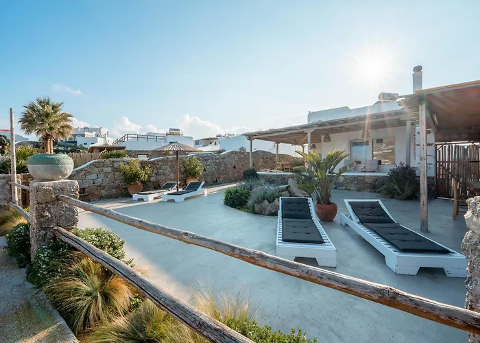 Nyaraló Blue Cove Maisonette At Beach, Seaview *