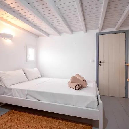 Blue Cove Maisonette At Beach, Seaview Ftelia (Mykonos)